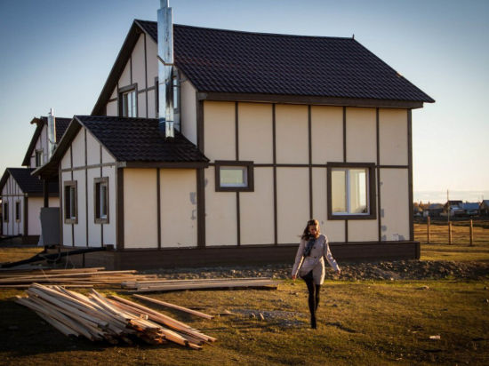 Потенциальных покупателей жилья Алтая все больше тянет к земле