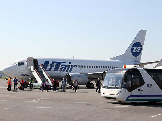 Работники уфимского аэропорта сдают экзамены на отлетавшем свое воздушном судне