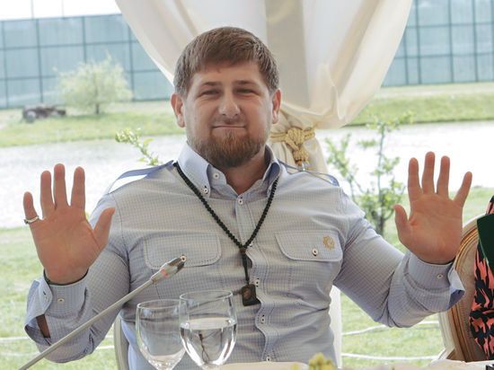 Кадыров обошел по интернет-популярности главу Крыма Кадыров обошел по интернет-популярности главу Крыма