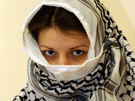 Иранские духовные скрепы трещат по швам женской одежды