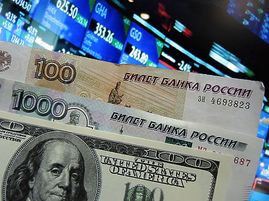 S&P прогнозирует банковскому сектору России неотвратимое погружение в кризис