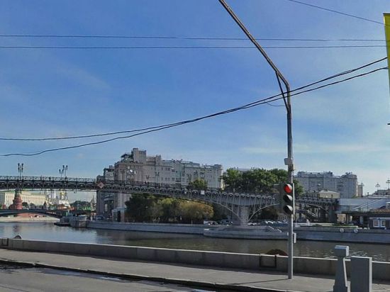 В Москве появились пешеходные зоны выходного дня В Москве появились пешеходные зоны выходного дня