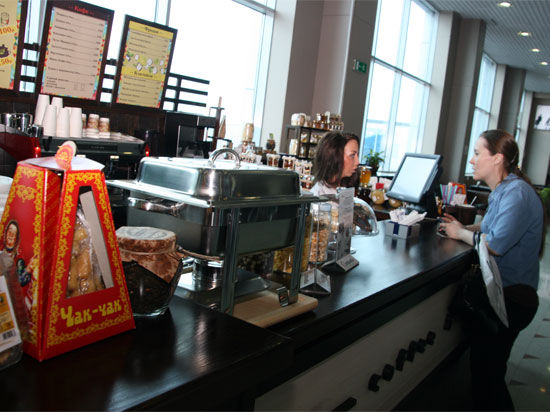 Пассажиры уфимского аэропорта могут подкрепиться горячим обедом в новых кафе