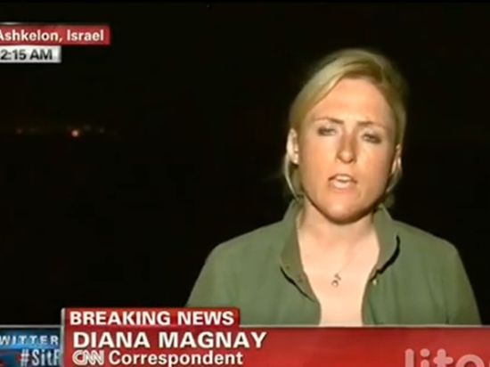 Журналистка оконфузилась, комментируя реакцию толпы на пуск ракет по сектору Газа