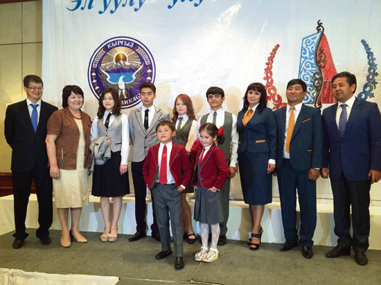 Школьникам Кыргызстана предложили новую «экипировку»