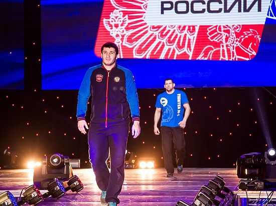 В Хабаровске прошли поединки на Суперкубок России 2014 года по MMA