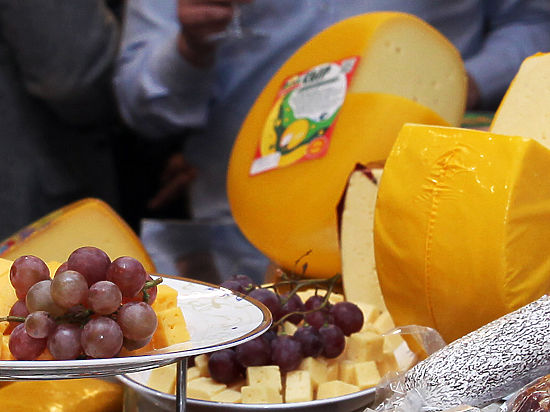 В Москве в дефиците только сыр и свежие ягоды