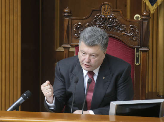 На введение в ДНР смертной казни Порошенко ответил «реформой» судов На введение в ДНР смертной казни Порошенко ответил «реформой» судов