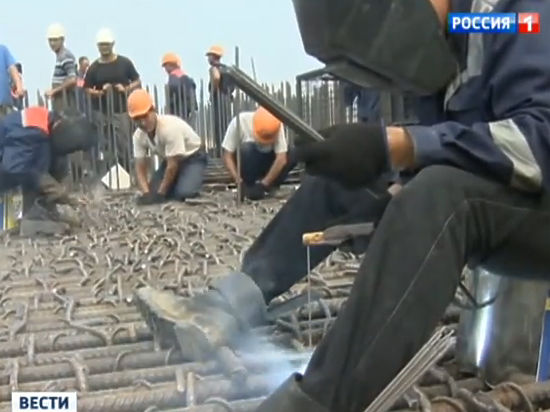 На его строительство из бюджета  уже выделили более 200 миллиардов рублей 