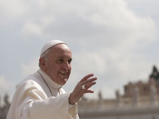 Нынешний глава Ватикана хочет соединить либеральное и консервативное крыло католической церкви
