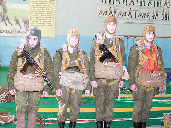Тюменским школьникам рассказали об уникальной военной специальности
