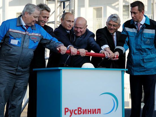 В Нижегородской области Владимир Путин открыл завод «РусВинил» 
