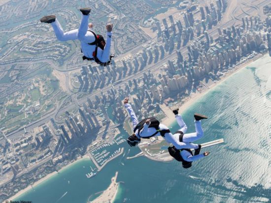 Сборная России по фрифлаю, дисциплине парашютного спорта, впервые в истории завоевала золотые медали чемпионата мира