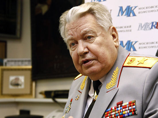 Генерал армии Виктор Ермаков провел онлайн-конференцию с читателями «МК»
