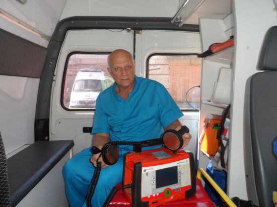 Лучший врач скорой помощи работает в Барнауле
