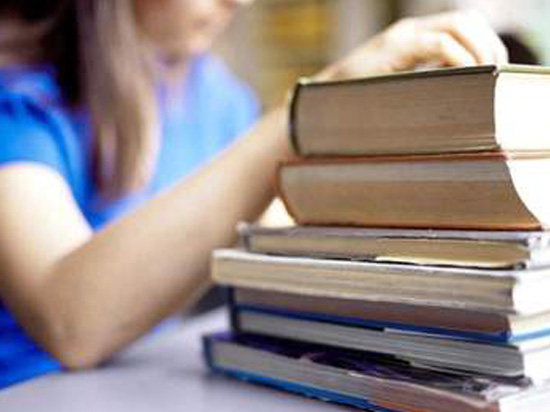 Готовые домашние задания - это тематическая литература, которая содержит ответы на задачи, размещенные в конкретных школьных учебниках
