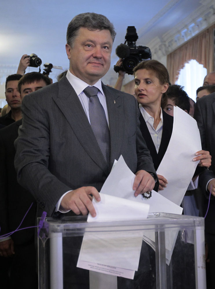 Президентские выборы на Украине: как голосовали кандидаты