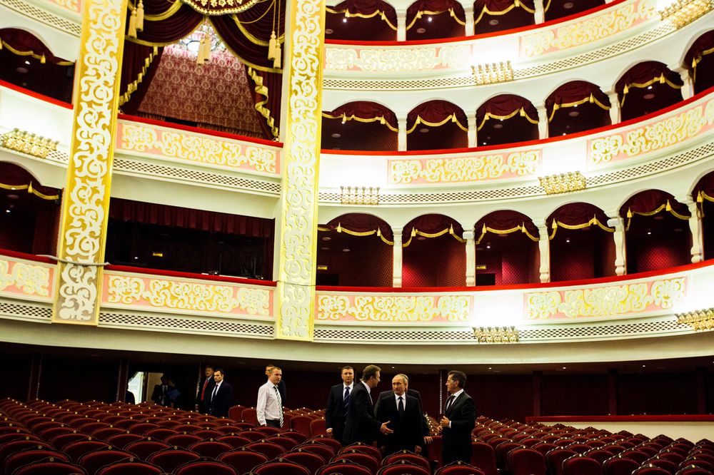 Театр оперы и балета астрахань