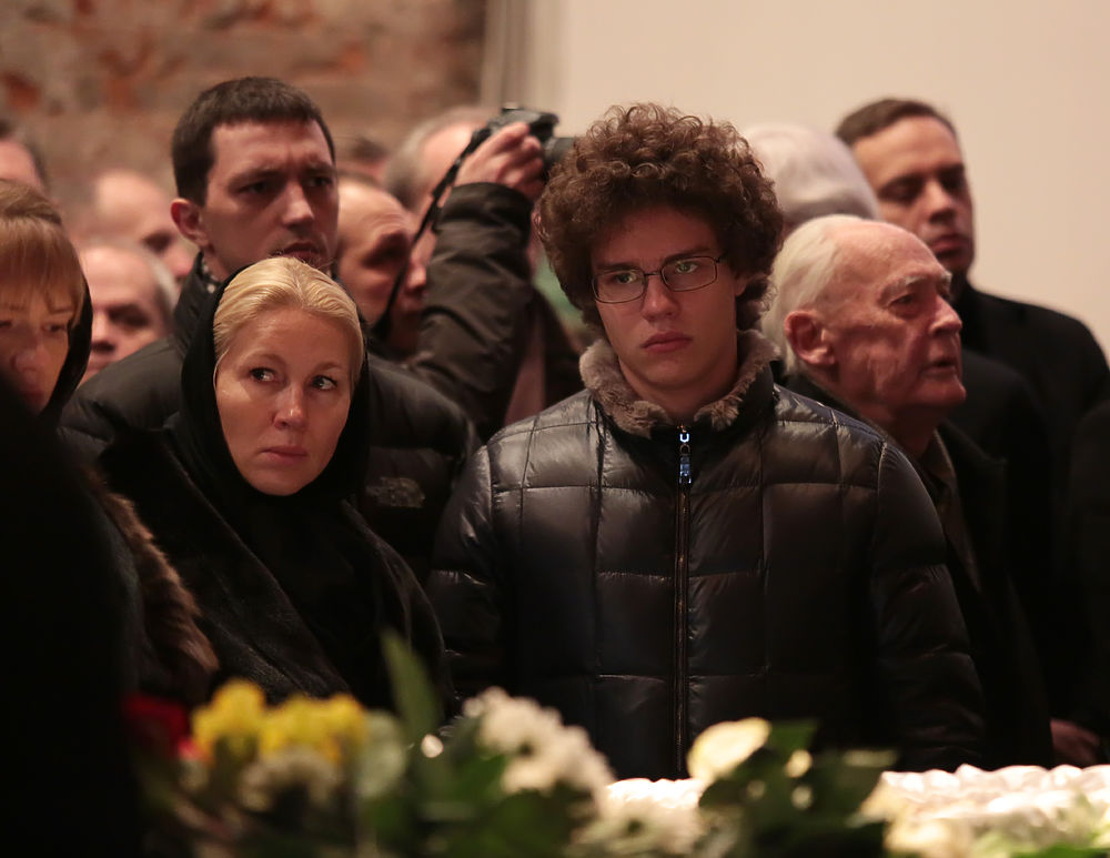 Жена навального была на похоронах мужа. Семья Бориса Немцова. Похороны Бориса Немцова Одинцова.