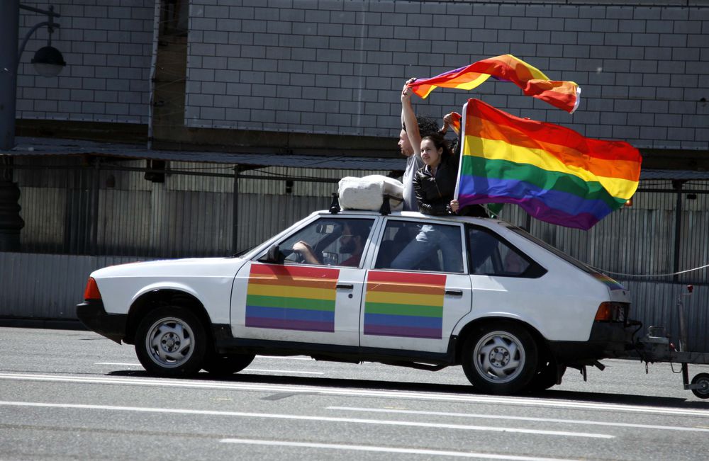 Гей-парад не удался: разгонять было некого