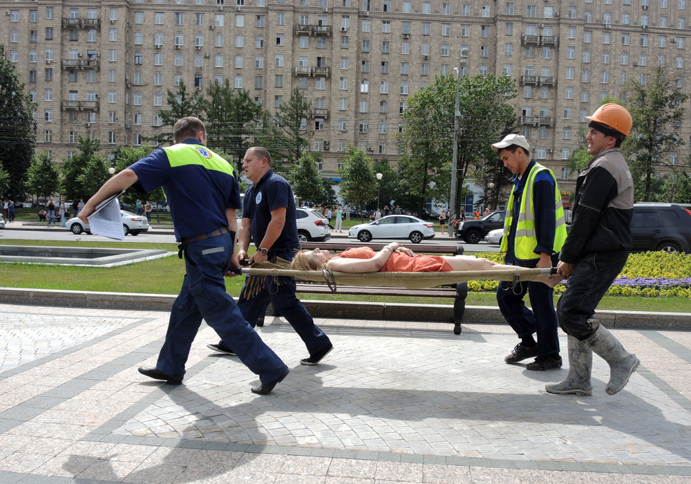 ЧП в московском метро: кадры с места трагедии