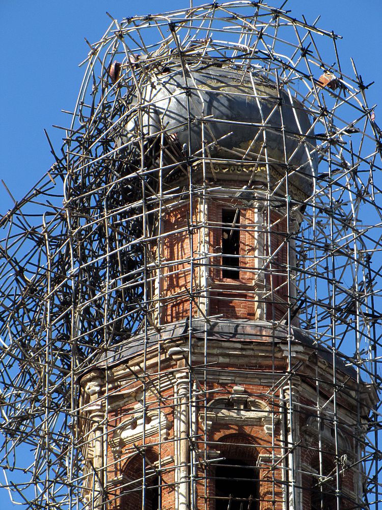 Последствия пожара на колокольне Новодевичьего монастыря